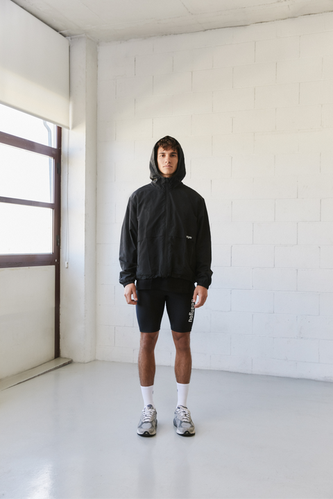 TECHNYLON™ WINDBREAKER – JET BLACK